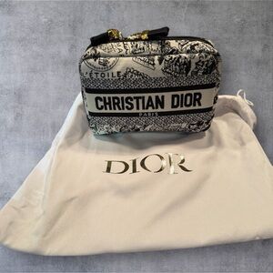 GWP Christian Dior Black and White Toiletry Pouch